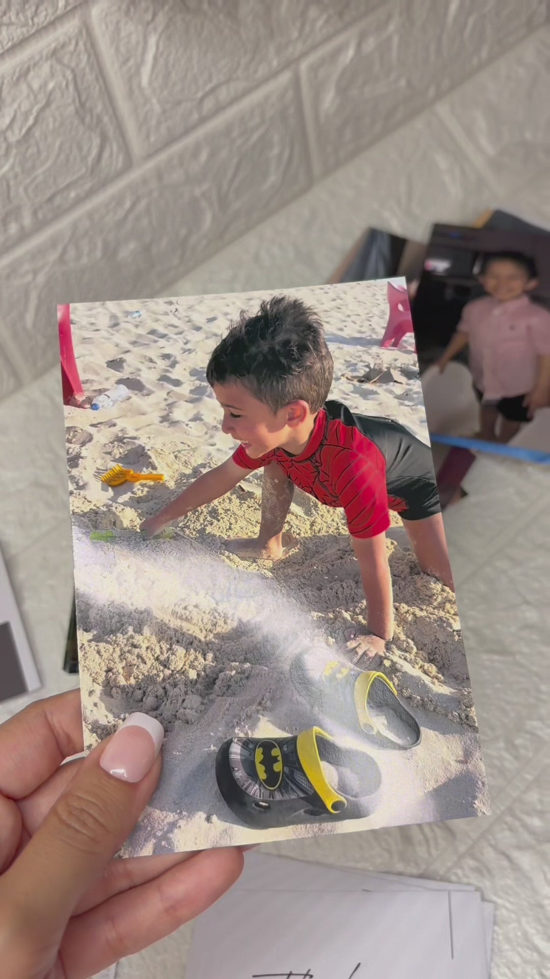 Print 100 photos for 500 EGP